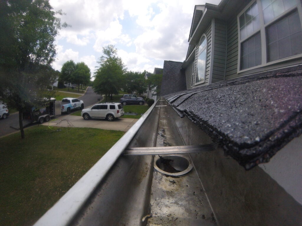 gutter cleaning in fort mill, sc 29715
